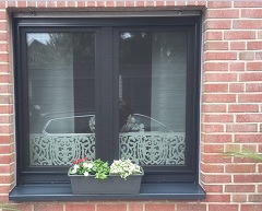 Darstellung des unsichtbaren Insektenschutzes